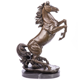 Steigerend hengst paard brons beeld
