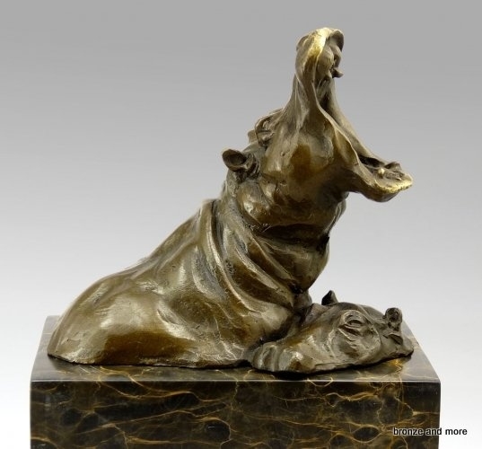 Badende nijlpaarden bronzen beeld