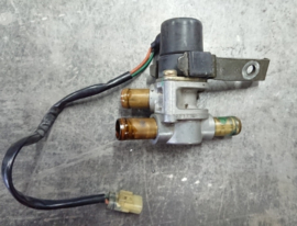 FJR1300`01-`02 PAIR valve