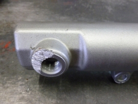 TDM900 buitenpoot links