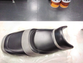 FZ6S/N Zadel Top Sellerie
