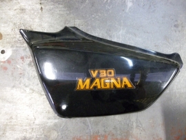 VF500C Magna V30 zijkap links