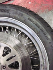 VS700-750 Intruder Voorwiel 16 inch compleet