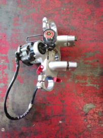 FZS600 Fazer Kroonplaat