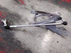 YZF-R1'07-'08 voetsteun links compleet