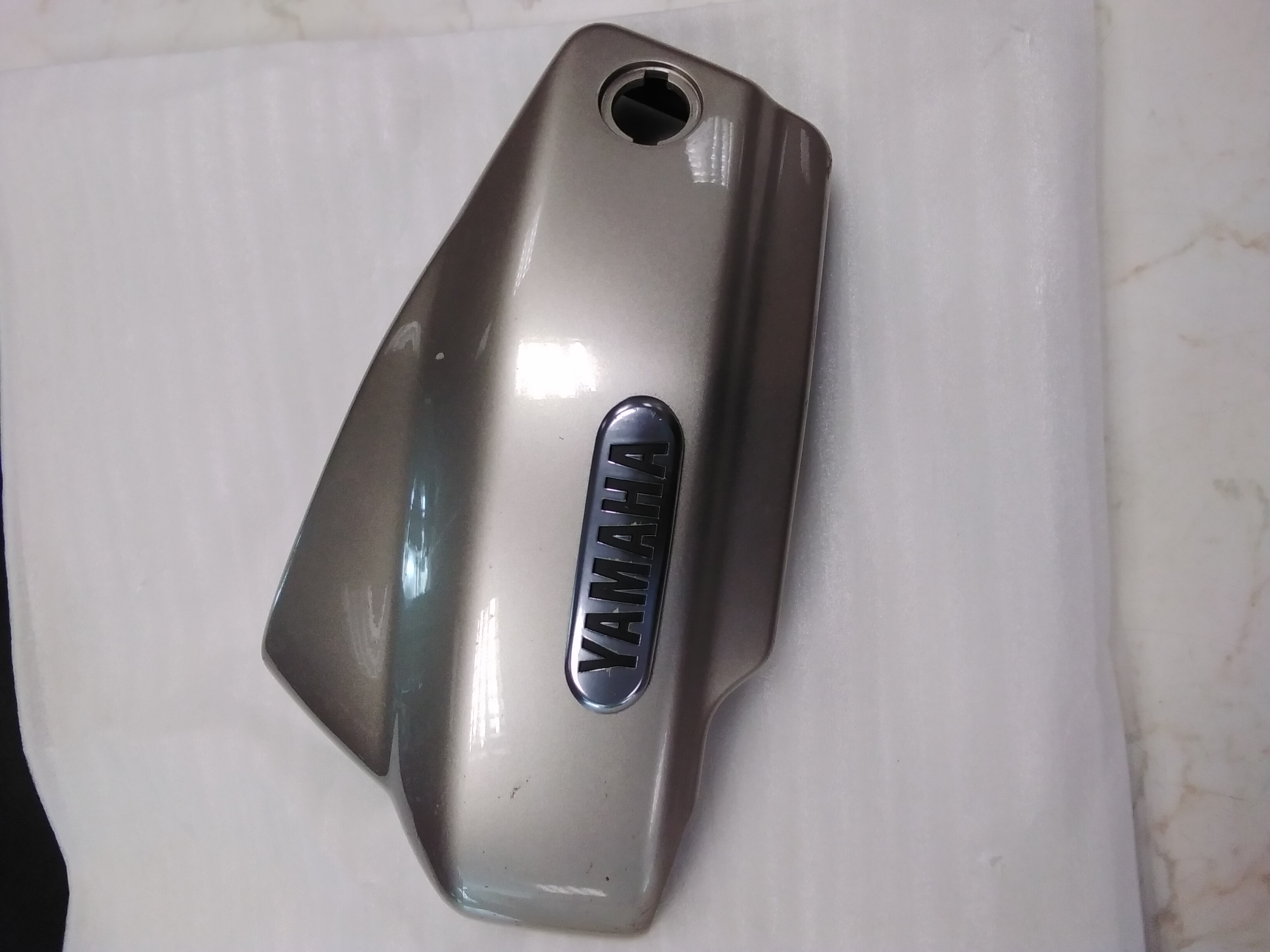 XVS1100 Dragstar zijkap links