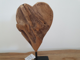 Houten hart decoratie op voet 26 cm.