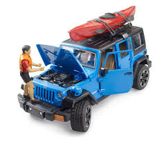 Jeep Wrangler Rubicon met Kajak