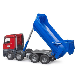 Mercedes-Benz met Arocs halfpipe