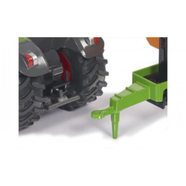 Fendt met haakliftkar met containerbak
