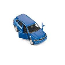 Auto met aanhanger en motor