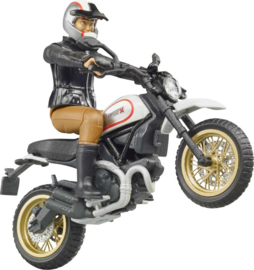 Ducati Scrambler (motor) met motorrijder