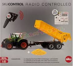 Fendt met Joskin aanhanger en afstandsbediening