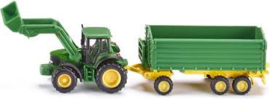 John Deere met aanhanger