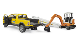 RAM Rental service met aanhanger en mini graafmachine