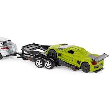 Auto met autotransporter
