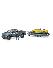 RAM 2500 power met aanhanger en roadster