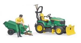 John Deere zitmaaier met chauffeur en accesoires