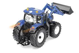 New Holland T7.315 met voorlader en afstandsbediening