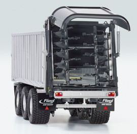 Fliegl met strooiinrichting