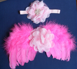 Roze engelen vleugels met bijpassende haarband.