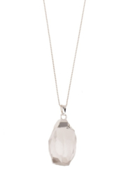 FACETED CHRYSTAL PENDANT &SILVER NECKLACE