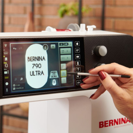 BERNINA 790 ULTRA - B790 ULTRA - B 790 ULTRA - make it yours! - tijdelijk met gratis trolley set