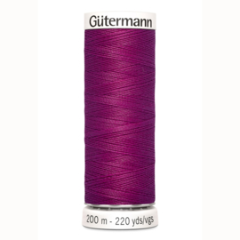 Gutermann 247 Donker fuchsia | Naaigaren 200m