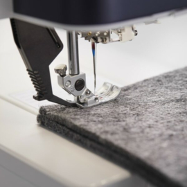 PFAFF Creative Performance 950 - naai- en borduurmachine