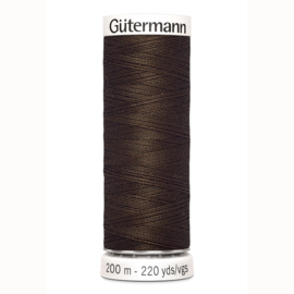 Gutermann 817 Donker bruin | Naaigaren 200m