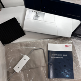 PFAFF Performance Icon - naaimachine - occasion