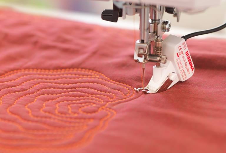 BERNINA 770 QE PRO - B770QE PRO - met boventransport en BSR voet