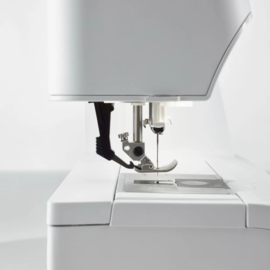 PFAFF Expression 710 special edition - limited edition - met gratis naaivoetenset t.w.v. 150 euro