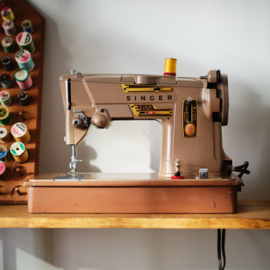 SINGER Heavy Duty 4523 - beige - nieuwe generatie met krachtige DC motor - incl. gratis vakhandel helpdesk