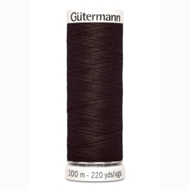 Gutermann 696 Donker bruin | Naaigaren 200m