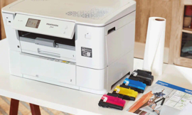 PrintModa Brother Studio HL-JF1 - Studio HL JF1 - textiel printer - aktie inclusief extra rol stof en 4x cartridges t.w.v. €279