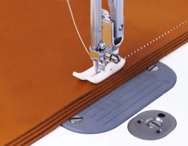 Baby Lock Hagane - rechtstik- en leernaaimachine