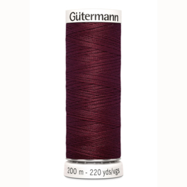 Gutermann 369 Donker bordeaux | Naaigaren 200m