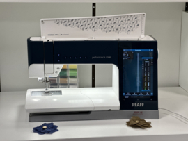 PFAFF Performance Icon - naaimachine - occasion