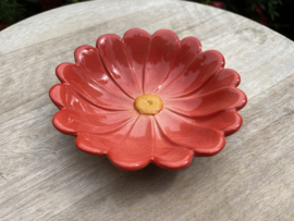 Reliëf bloem schaaltje Ø12,5x3cm / Spaanse Margriet (R.59)