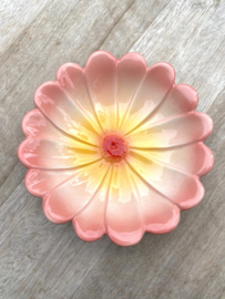 Reliëf bloem schaaltje Ø12,5x3cm / Spaanse Margriet (R.59)