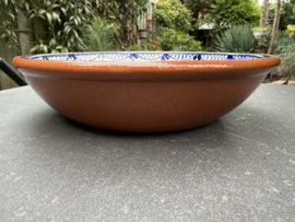Lage Serveerschaal Ø 22 cm | Handbeschilderd Portugees Aardewerk | Wit met Blauw Bloemmotief