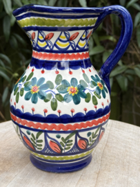 Schenkkan "Monsaraz" | Kleurrijk Bloemmotief | Handgemaakt Portugees Aardewerk | 1 Liter
