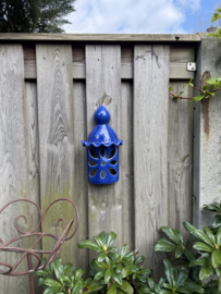 Portugese Wandlantaarn Faro | Handgemaakt Steengoed | Paarsblauw Geglazuurd | 30 cm