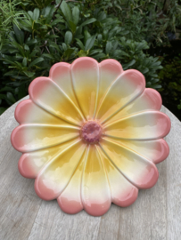 Reliëf bloem bord Ø21cm / Spaanse Margriet (R.25)