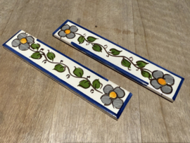 Keramische rand Lisboa / grijze bloemen (15x3cm)