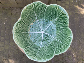 Grote saladeschaal groen Ø29x13cm koolbladeren collectie Bordallo Pinheiro (R-11360)