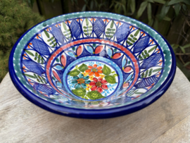 Ronde Diepe Schaal Ø 22 cm | Handbeschilderd Portugees Aardewerk | Bloemmotief