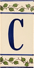 Keramische tegel / letter C (15x7,5cm)