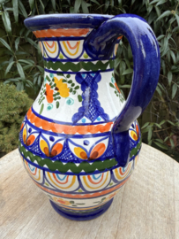 Schenkkan "Monsaraz" | Kleurrijk Bloemmotief | Handgemaakt Portugees Aardewerk | 1,4 Liter